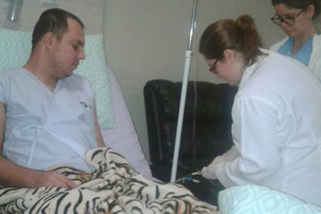 Maicon inicia seu tratamento com células tronco no Paraguai